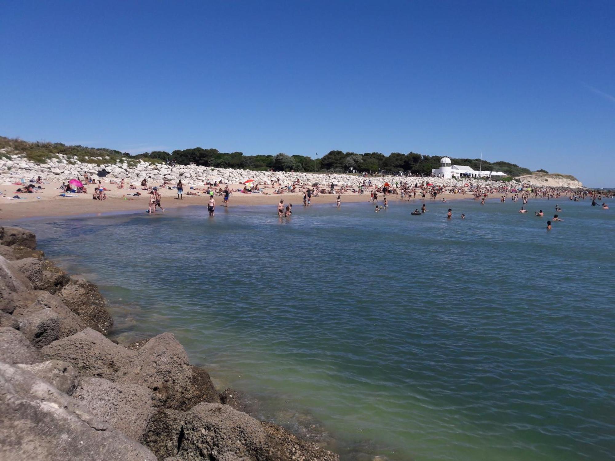 Chaleureux T2 30 M2 Et Sa Terrasse Bois 18 M2 Apartman La Rochelle  Kültér fotó